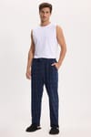 Erkek Standart Fit Normal Kesim Pamuklu Kareli Beli Bağcıklı Cepli  Lacivert Pijama Altı