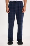 Erkek Standart Fit Normal Kesim Pamuklu Kareli Beli Bağcıklı Cepli  Lacivert Pijama Altı