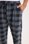 Erkek Standart Fit Normal Kesim Pamuklu Kareli Beli Bağcıklı Cepli Gri Pijama Altı
