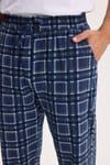 Erkek Standart Fit Normal Kesim Pamuklu Kareli Beli Bağcıklı Cepli  Lacivert Pijama Altı