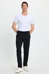 Erkek Slim Fit Dar Kesim Beli Lastikli Bağcık Detaylı Siyah Pantolon