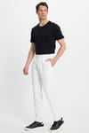 Erkek Regular Fit Klasik Kesim Beli Lastikli Bağcıklı Koyu Beyaz Jogger Pantolon
