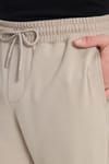 Erkek Regular Fit Klasik Kesim Beli Lastikli Bağcıklı Bej  Jogger Pantolon