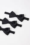 TRIPLE BOW TIE
