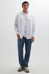 Erkek Regular Fit Rahat Kesim Çift Cepli Spor Yaka Denim Kırık Beyaz Gömlek