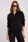 Kadın Relax Fit Rahat Kesim Pamuklu İçi Polarlı Yarım Fermuarlı Siyah Dik Yaka Sweatshirt