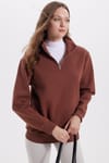 Kadın Relax Fit Rahat Kesim Pamuklu İçi Polarlı Yarım Fermuarlı Kahverengi Dik Yaka Sweatshirt