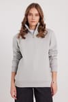 Kadın Relax Fit Rahat Kesim Pamuklu İçi Polarlı Yarım Fermuarlı Taş Renk Dik Yaka Sweatshirt