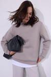 Kadın Oversize Geniş Kesim Pamuklu Yumuşak Dokulu İçi Polarlı Basic Gri Bisiklet Yaka Sweatshirt