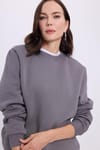 Kadın Oversize Geniş Kesim Pamuklu Yumuşak Dokulu İçi Polarlı Basic Gri Bisiklet Yaka Sweatshirt