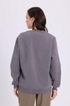 Kadın Oversize Geniş Kesim Pamuklu Yumuşak Dokulu İçi Polarlı Basic Gri Bisiklet Yaka Sweatshirt