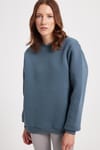 Kadın Oversize Geniş Kesim Pamuklu 3 İplik İçi Polarlı Basic Koyu Gri Bisiklet Yaka Sweatshirt