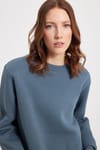 Kadın Oversize Geniş Kesim Pamuklu 3 İplik İçi Polarlı Basic Koyu Gri Bisiklet Yaka Sweatshirt