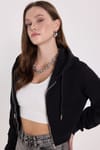 KADIN KAPÜŞONLU FERMUARLI CROP KTN-1642 SWEATSHIRT