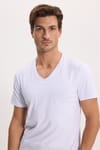 Erkek Slim Fit Dar Kesim Pamuklu Yumuşak Dokulu Likralı Esnek Kumaş Düz Basic Beyaz V Yaka Tişört
