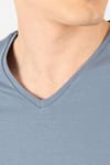 Slim Fit Dar Kesim V Yaka Düz Basıc Kısa Kol T-Shirt