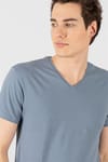 Slim Fit Dar Kesim V Yaka Düz Basıc Kısa Kol T-Shirt