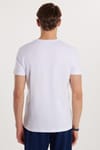 Erkek Slim Fit Dar Kesim %100 Pamuk Yumuşak Dokulu Baskılı Beyaz Bisiklet Yaka Tişört