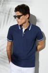 Erkek Slim Fit Dar Kesim %100 Pamuk Düz Pike Yaka ve Kol Detaylı Lacivert Polo Yaka Tişört