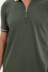 Erkek Slim Fit Dar Kesim %100 Pamuk Kısa Kollu Yarım Fermuarlı Yeşil Polo Yaka Tişört