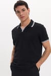Erkek Slim Fit Dar Kesim %100 Pamuklu Çizgili Detaylı V Yaka Siyah Polo Yaka Tişört