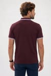 Erkek Slim Fit Dar Kesim %100 Pamuklu Çizgili Detaylı V Yaka Bordo Polo Yaka Tişört