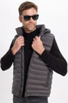 Erkek Slim Fit Dar Kesim Rüzgara Karşı Dayanıklı Cepli Antrasit Çıkabilir Kapüşonlu Şişme Yelek