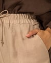 Beli Lastikli Krem Pantolon
