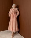İşleme Detaylı Pembe Elbise