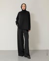 Kolları Dikiş Detaylı Siyah Sweat
