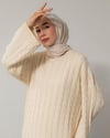 Oversize Saç Örgü Krem Triko Elbise