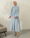 Oversize Yarım Düğmeli Bebe Mavisi Kabartma Kumaş Elbise