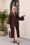 Broş Detaylı Yanları Yırtmaçlı Kabartma Puantiye Desenli Jakarlı Kimono -Koyu Kahverengi