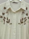 Çiçek Boncuk Desenli Düğmeli Çilek Gömlek -Bej-Tunik-199-259-R56
