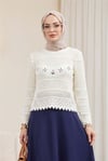 Çiçek Nakışlı Ajurlu Desenli Triko Kazak -Beyaz-Kazak-109-1229-R02