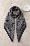 Eskiz Desenli Rayon Eşarp -Koyu Lacivert