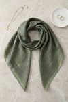 Eskiz Desenli Rayon Eşarp -Koyu Yeşil