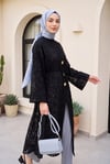 Geniş Kol Bağcıklı Broşlu Jakarlı Uzun Kimono -Siyah