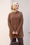 Omuzu Taş Detaylı Yumoş Triko Tunik -Kahverengi