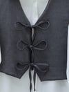 Önü Bağcıklı Gömlekli Yelek Pantolon Üçlü Keten Takım -Füme