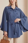 Önü Çiçek Detaylı Beli Bağcıklı Düğmeli Panço  -Laci-Tunik-398-1048-R03