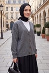 Önü Düğmeli V Yaka Yumoş Triko Hırka -Füme