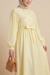 Organze Bebe Yaka Taş Düğmeli Krinkıl Elbise -Sarı-Elbise-353-265-R22