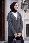 Saç Örgü Desenli İnci Düğmeli Triko Hırka -Füme