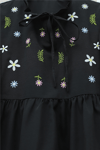 V Yaka Bağlamalı Yakası Fırfırlı Çiçek Nakışlı Poplin Tunik -Siyah-Tunik-349-8051-R01