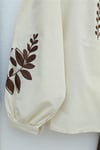 V Yaka Önü Ve Kolları Nakışlı Keten Bluz -Bej-Tunik-364-6275-R56