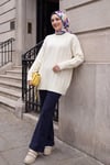 Yarım Boğazlı Şerit Desenli Yumoş Triko Kazak  -Ekru