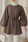 Yuvarlak Yaka Beli Bağcıklı Balon Kol Tunik  -Açık Kahve-Tunik-223-3001-R76