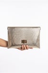 202-25-16-ALTIN DESENLIMAORI Altın Desenli Kadın Clutch Çanta