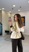 BEJ 1115 KUŞAKLI KISA TRENÇ 